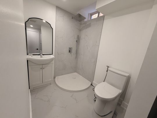 For Lease - 2129 Glenfield Road Unit# Bsmt, Oakville, Ontario - Photo 1