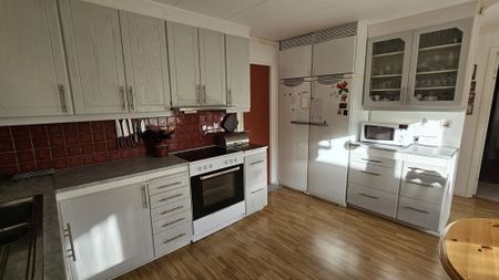 Karlslundsvägen, Sollentuna - Photo 3