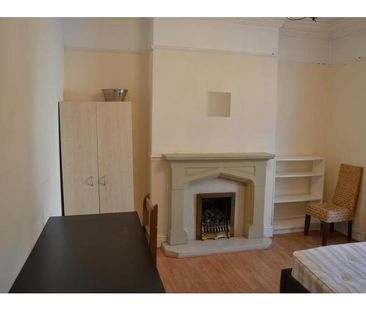 7 bedroom terraced house to rent - Photo 3