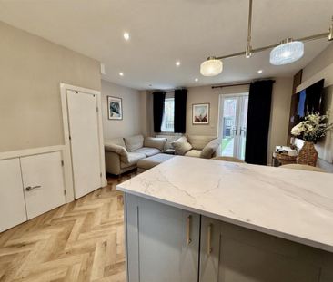 Christmas Place, The Staiths, Gateshead - Photo 3