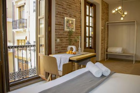 Plaça Santa Creu, Valencia, Valencian Community 46003 - Photo 4