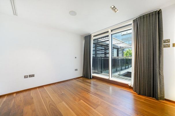 4 bedroom flat to rent - Photo 1