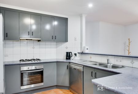 IDEAL HOME IN A CONVENIENT LOCATION - Photo 3