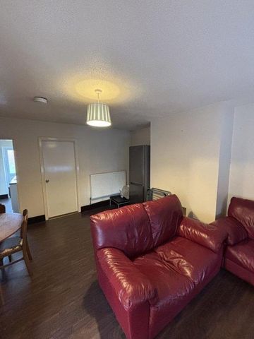 3 bedroom house share to rent - Photo 3