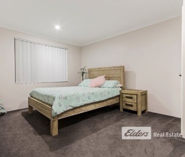 Beautiful Rivergums Home - Photo 5