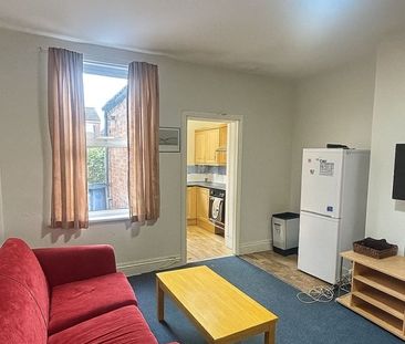 Room in a Shared House, Rosa Road, S10 - Photo 6