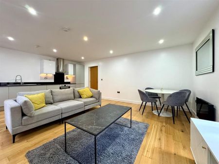 2 bedroom apartment to rent - Photo 4