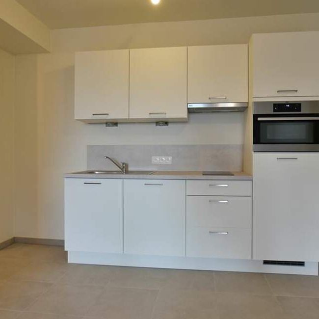 Appartement te huur in Dendermonde voor € 1.059 met 1 slaapkamer - Photo 1