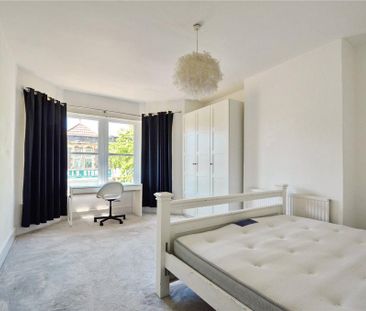 6 bedroom terraced house to rent - Photo 2