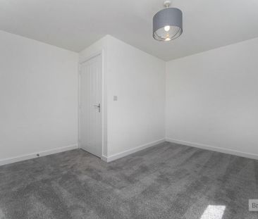 3 bedroom property to rent - Photo 1