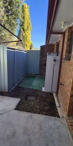Unit 1/21 Emerald Avenue - Photo 3