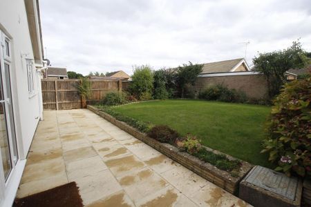 3 bedroom bungalow to rent - Photo 4