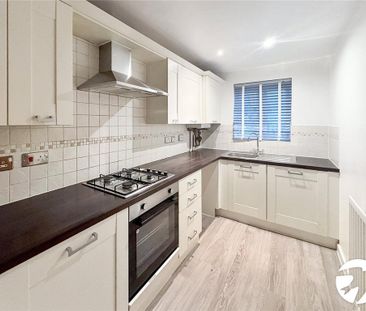 3 bedroom end of terrace house to rent - Photo 6