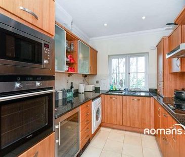 Tennyson Court, Tilford Road, Hindhead, GU26 - Photo 6