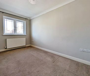 2 bedroom semi-detached house to rent - Photo 4