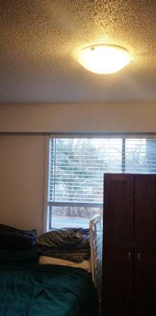 Unfurnished 1 bed, 1 bath Apartment Dentville, Squamish (Strathmore) - Photo 1