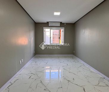 Casa com 2 quartos e 84m² para alugar em Harmonia, Canoas. - Photo 1