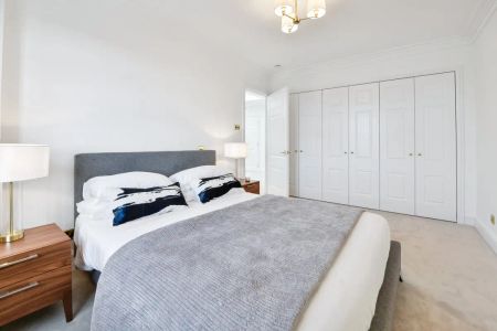 3 bedroom flat in 117-129 Park Street - Photo 4