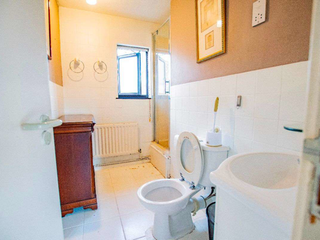 Manchester Road Room B - Photo 5