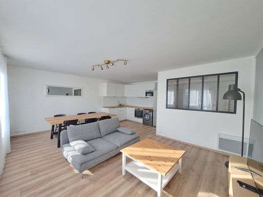 Location Appartement 6 pièces 105m² TROYES 10000 - Photo 1