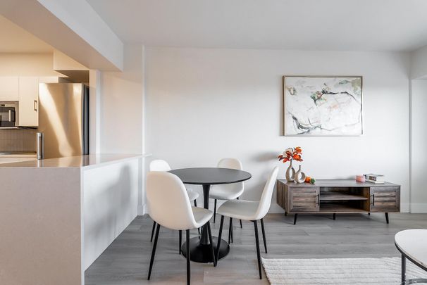 5311 Sherbrooke Ouest, Montréal, QC - Photo 1