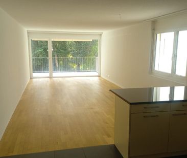 schöne 4 1/2-Zimmerwohnung im 1. OG - Photo 1