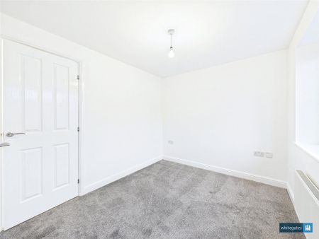 2 bedroom semi-detached house to rent - Photo 3