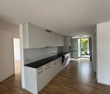 3.5 Zimmer, 97 m², 2. Stock - Photo 1