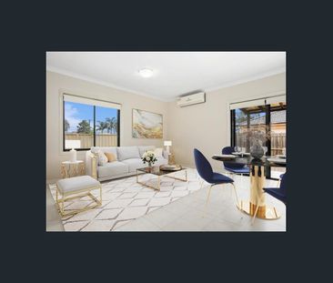 TOWNHOUSE IN AN IDEAL LOCATION - Photo 2