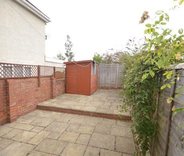 2 bedroom semi-detached house to rent - Photo 5