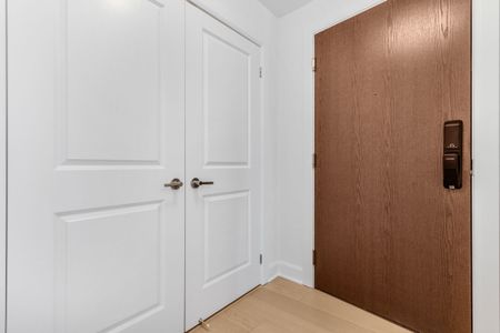 For Lease - 3240 William Coltson Avenue Unit# 1904, Oakville, Ontario - Photo 4