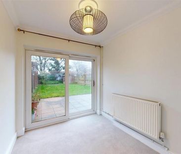 3 bedroom semi-detached house to rent - Photo 2