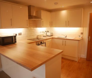 2 bedroom flat to rent - Photo 6