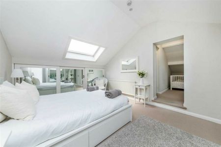 Queen's Gate Place Mews, South Kensington, SW7 - Photo 4