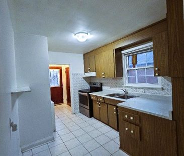 For Lease - 978 Pharmacy Avenue Unit# Main, Toronto, Ontario - Photo 3