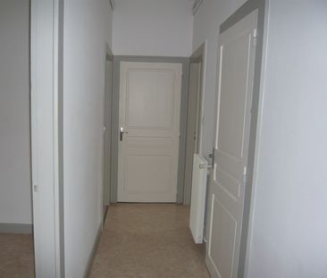 Location Appartement 3 pièces 85m² - Photo 1