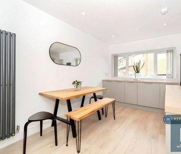 Bellcote Drive, Moldgreen, Huddersfield, HD5 - Photo 2