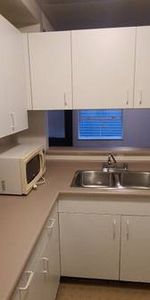 1 bed, 1 bath Apartment Suite in Fairview near VGH - Photo 3