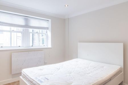 2 bedroom ground floor flat to rent - Photo 5