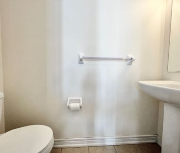 For Lease - 936 Castlemore Avenue, Markham, Ontario - Photo 6