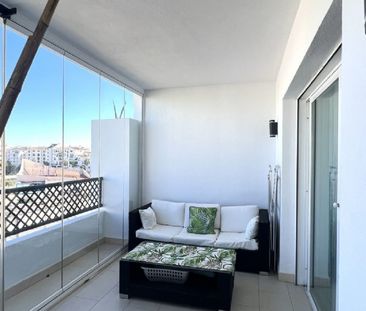 2 Bedroom Apartment For Rent in Puerto Banús, Málaga - Photo 4