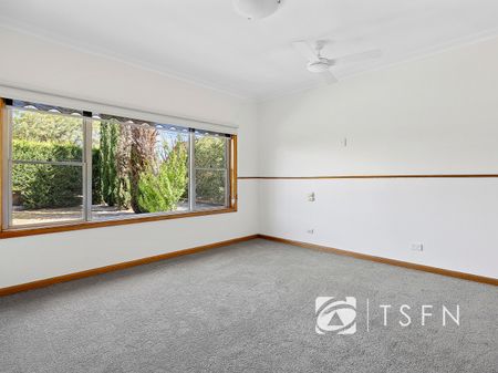 21 Lobb Street, North Bendigo - Photo 2