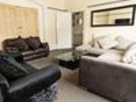 Woodlands Terrace Room 5 - Photo 1