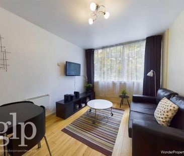 2 bedroom property to rent in London - Photo 5