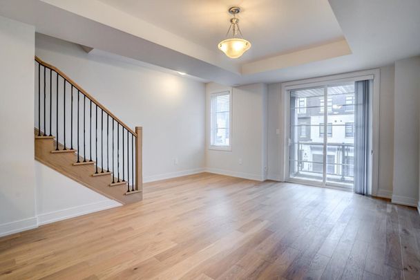 For Lease - 5947 Saigon Street, Mississauga, Ontario - Photo 1