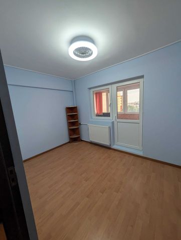Apartament 3 camere | Metrou Brâncoveanu - Fotografie 3