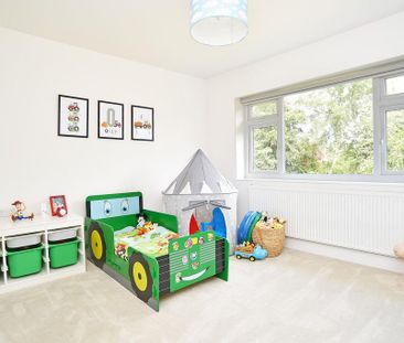 4 bedroom detached house to rent - Photo 4