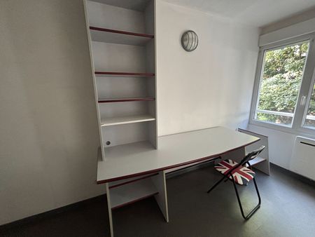 Location Appartement 1 pièce 18m² LILLE 59000 - Photo 3