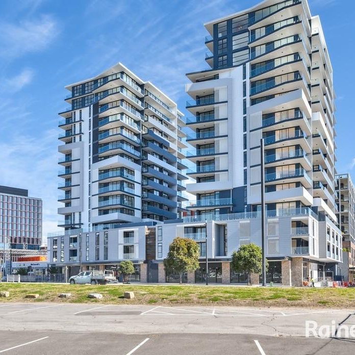 Stunning 1-bedroom apartment - Photo 1
