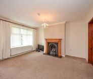 3 bed House - Semi-Detached for Rent - Photo 1